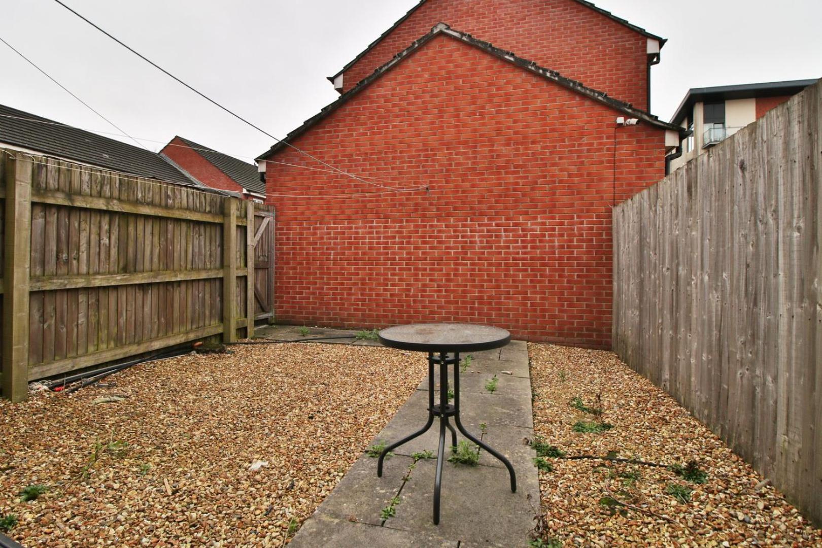 Spacious 5 Bedroom | With Fenced Backyard Newport Kültér fotó