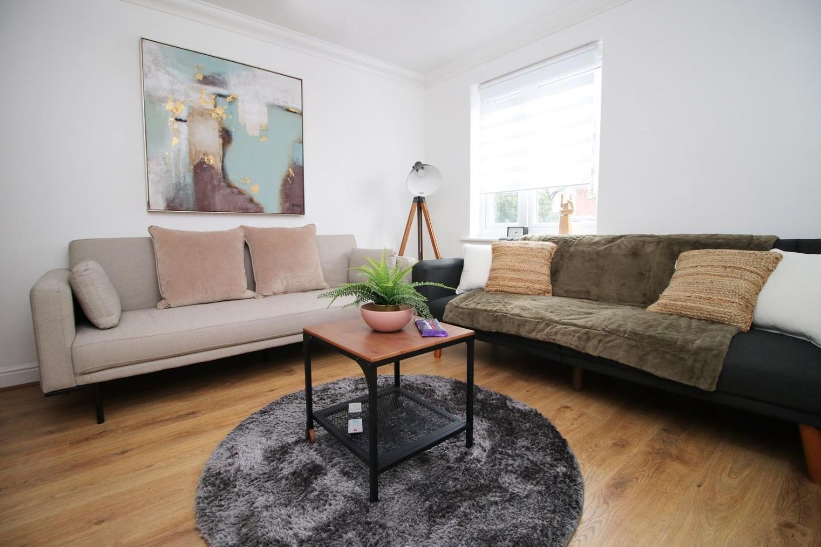 Spacious 5 Bedroom | With Fenced Backyard Newport Kültér fotó